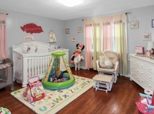 234 Aldene Rd, Roselle, NJ 07203