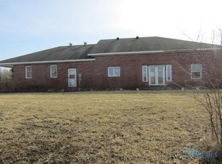 13911 W Duff Washa Rd, Oak Harbor, OH 43449