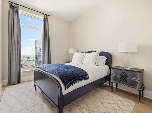 30 Park Place image 6 of 13