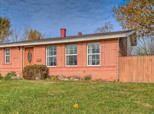 114 Granada Rd, Carpentersville, IL 60110