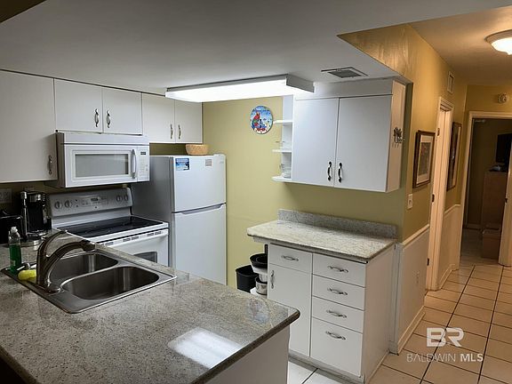 4th image of 645 Plantation Rd #6507