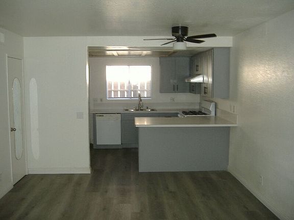 3rd image of 28701 Calle Del Lago APT C