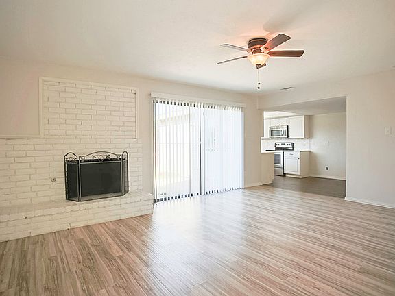 5th image of 908 Stonetrail Dr