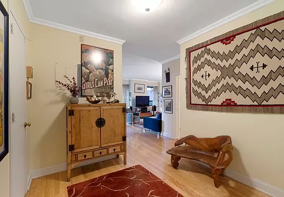 3rd image of 240 E 47th St APT 29B