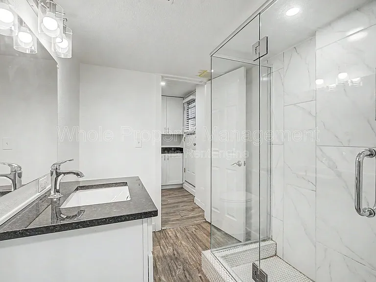 4205 S Lincoln St — Photo 17