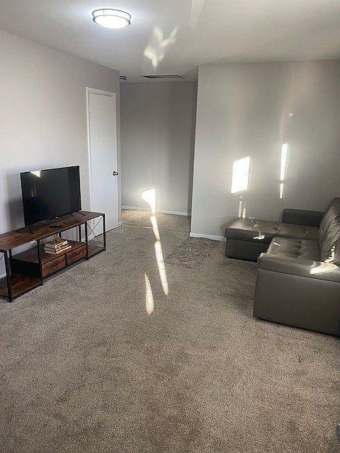 1st image of 1824 Augusta Dr APT 3