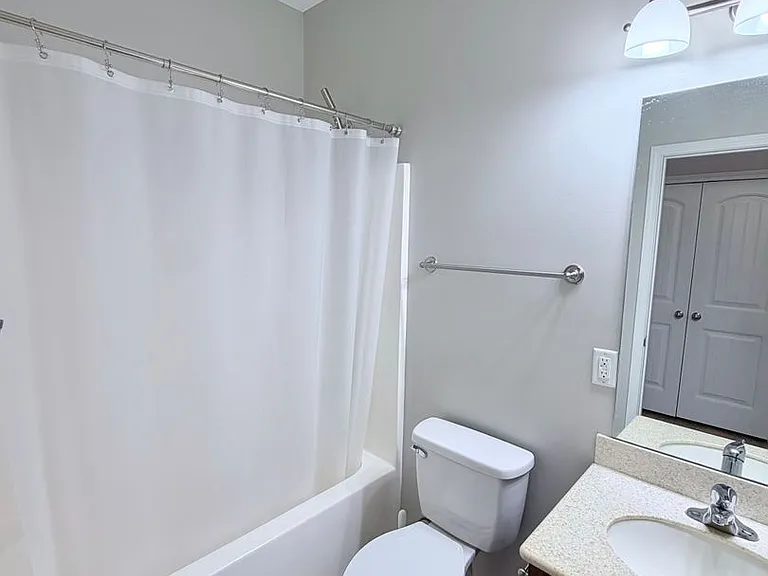 705 Post Oak Way — Photo 8