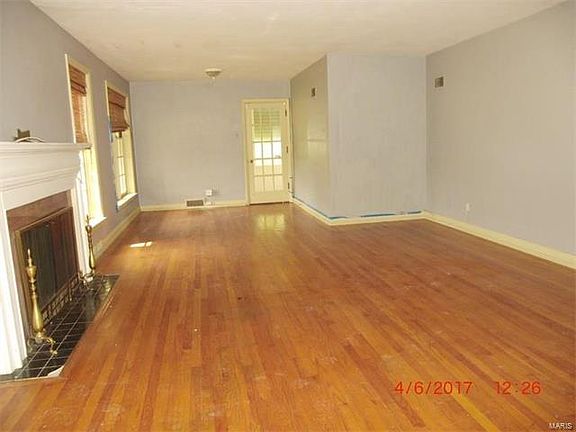 4th image of 7731 Blackberry Ave