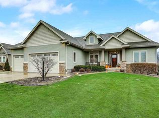6416 Nature Cove Trl, Waunakee, WI 53597