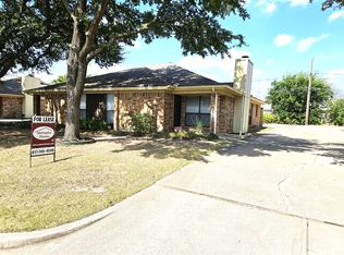5715 Cancun Dr, North Richland Hills, TX 76180