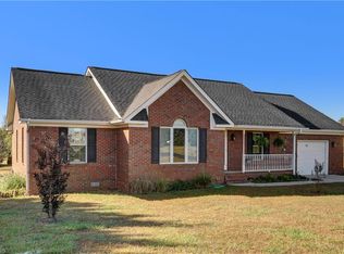 2152 Willow Springs Dr, Pleasant Garden, NC 27313