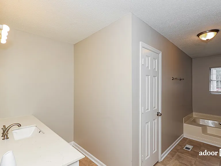 2852 Betula Dr — Photo 13
