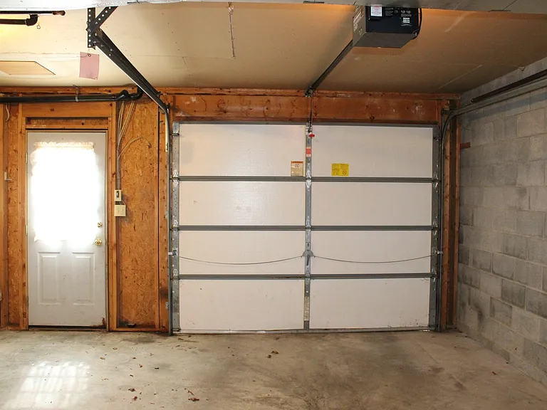 267 Ark Dr — Photo 12