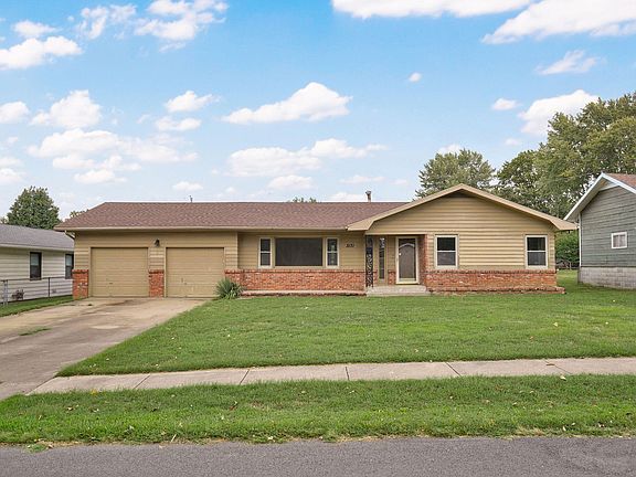 3rd image of 3171 E Linwood Street