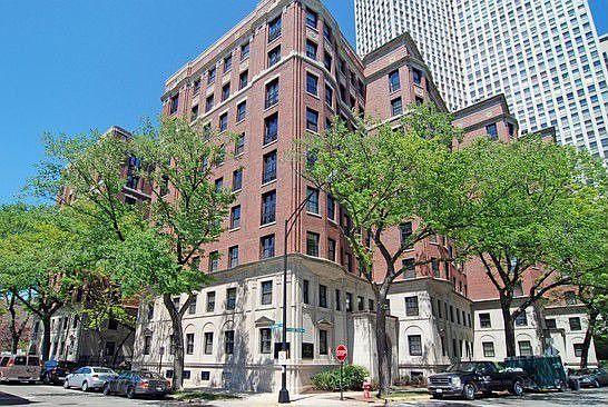 1st image of 2600 N Lakeview Ave APT 7F