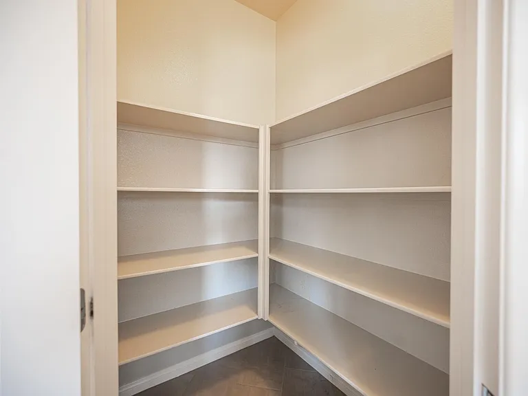 6198 Hays Cove Ct — Photo 18