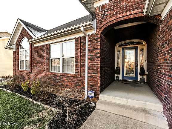 2nd image of 305 Bridlewood Ave