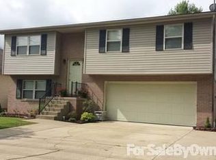 1104 21st St, Vienna, WV 26105