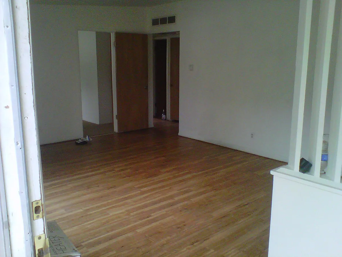 Building Photo - 821 Balsam Ln