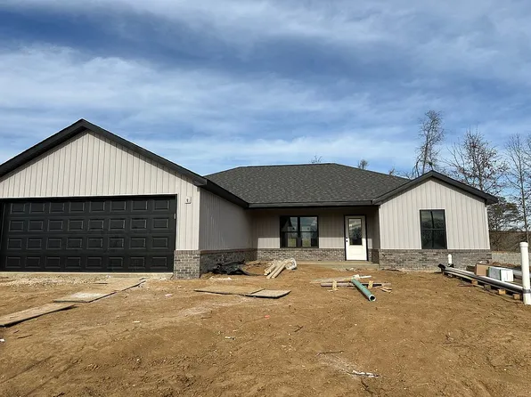 4098 Chapel Ridge Dr, Jackson, MO 63755