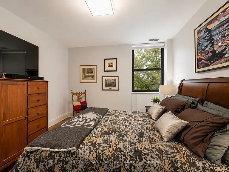 616 Avenue Rd #100 — Photo 15