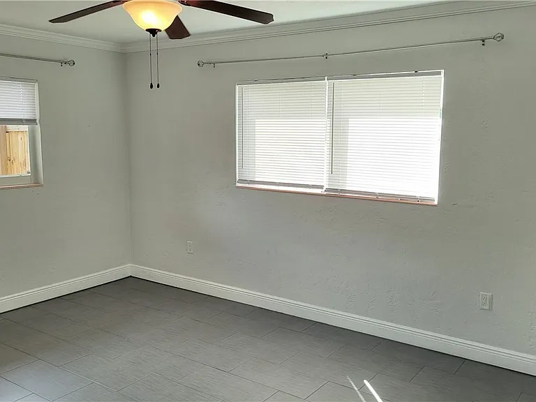 1403 Davis Dr — Photo 16