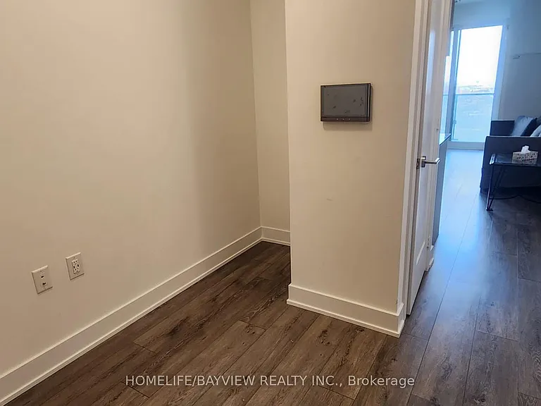 575 Bloor St E #2704 — Photo 3