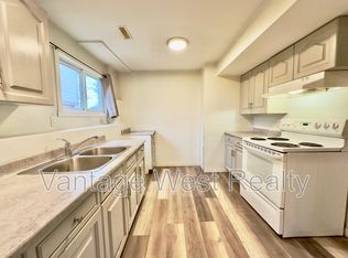 965B Belgo Rd, Kelowna, BC V1X3A5