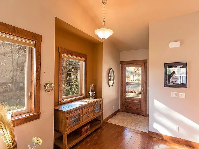 160 Trimble Crossing Dr — Photo 7