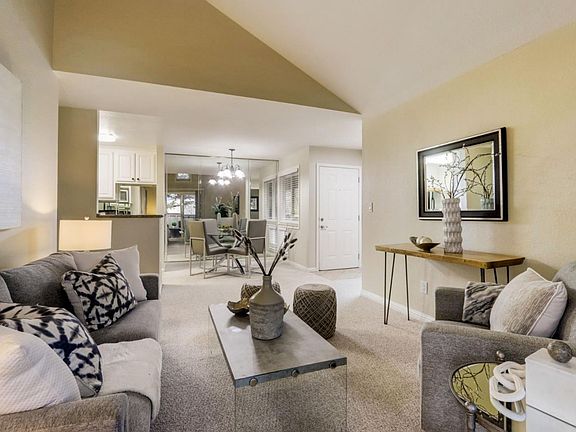 5th image of 33 Monte Verano Ct