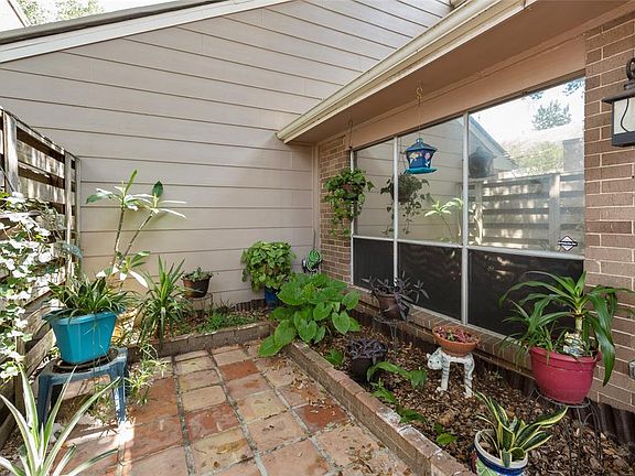 4th image of 13925 Hollowgreen Dr