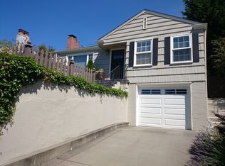 5916 37th Ave SW, Seattle, WA 98126