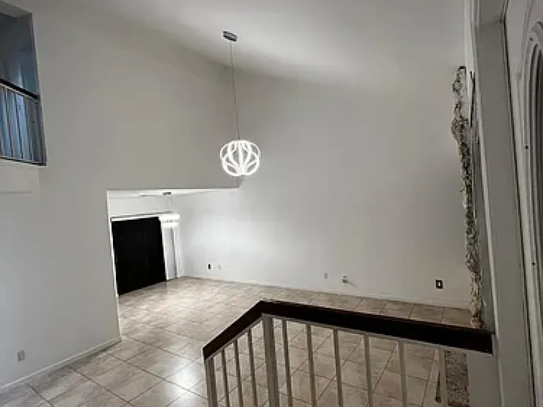 9645 SW 148th Pl — Photo 5