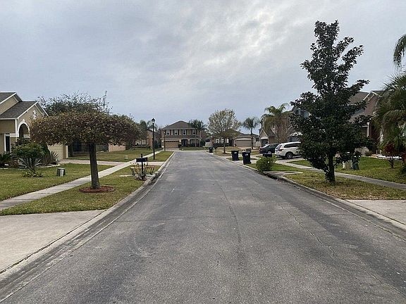 5th image of 15720 Montesino Dr