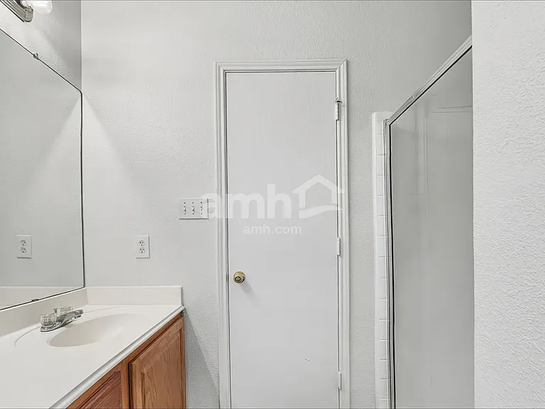 8516 Rainy Lake Dr — Photo 12
