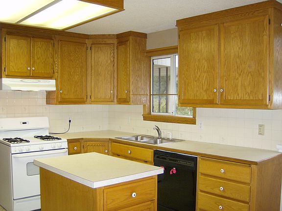 Updated kitchen with movable center island