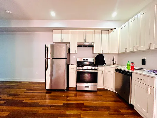 Rented by GROOME REALTY LLC | media 20