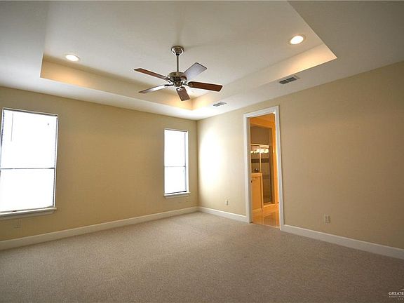 4th image of 1304 E Agusta Ave