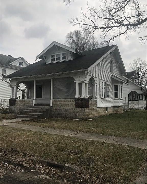 1st image of 318 W Court St