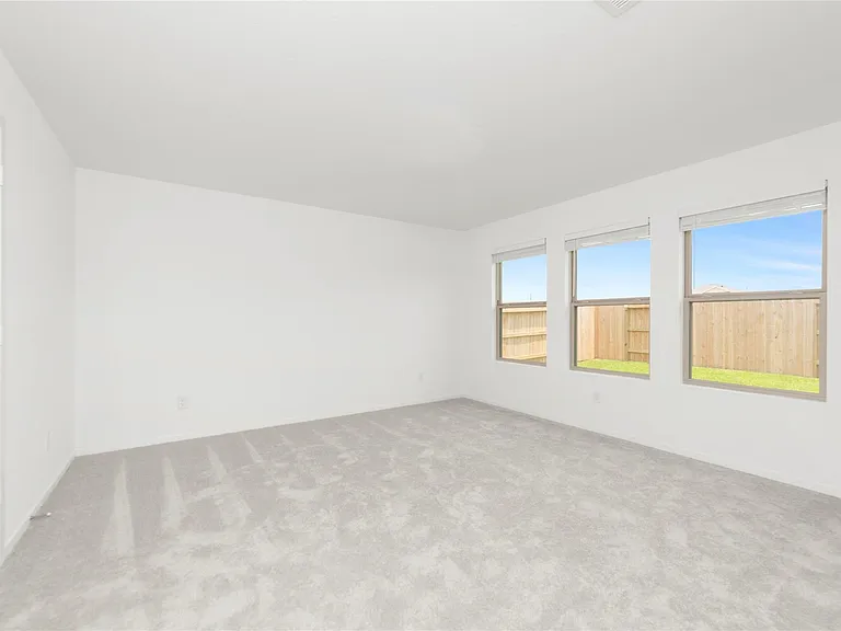 1634 Blue Cypress Dr — Photo 11