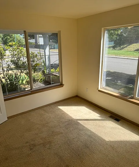 18325 SE 261st Ct — Photo 25