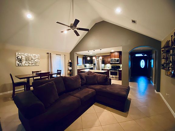 2nd image of 5378 Kyla Cir
