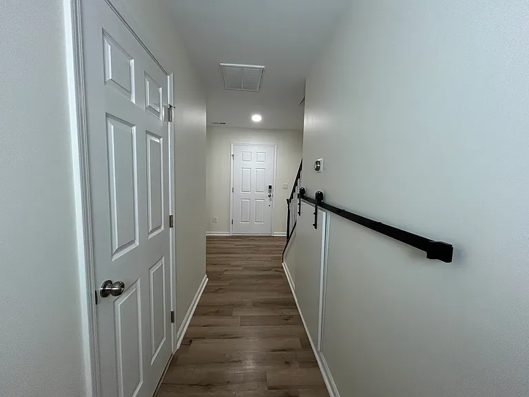 4015 Lake Charles Way — Photo 9