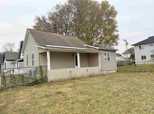 256 W 2nd St, Peru, IN 46970