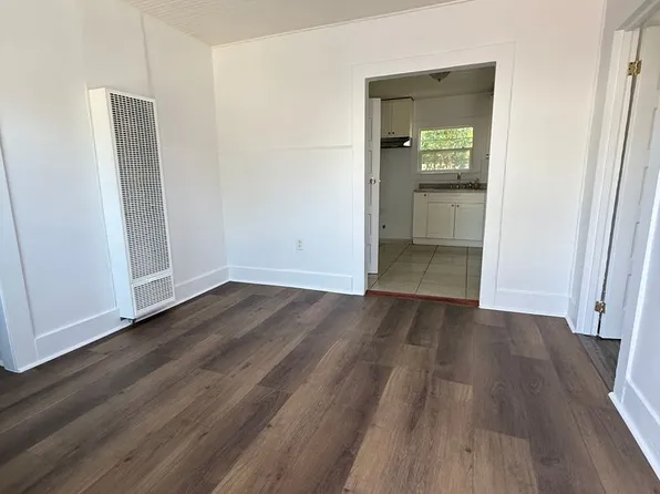 Roseberry - 7400, 7400 Roseberry Ave #7402-1/2, Huntington Park, CA 90255