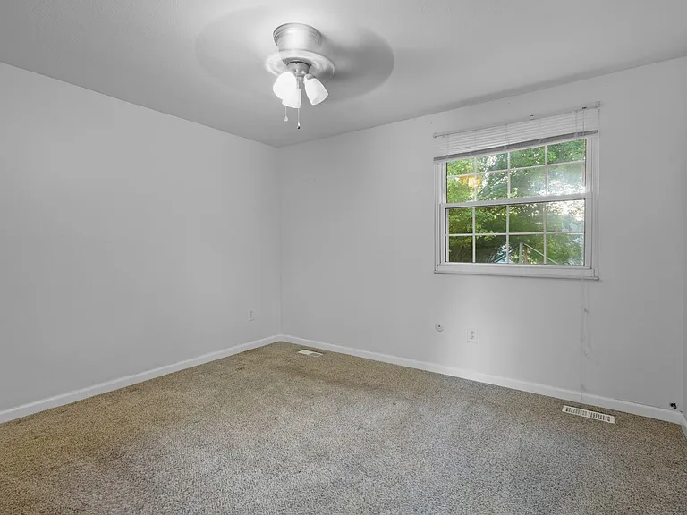 4638 Vallejo Dr — Photo 13