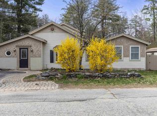 8 Berry St, Rochester, NH 03867