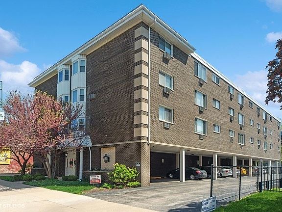 2nd image of 150 S Oak Park Ave APT 406