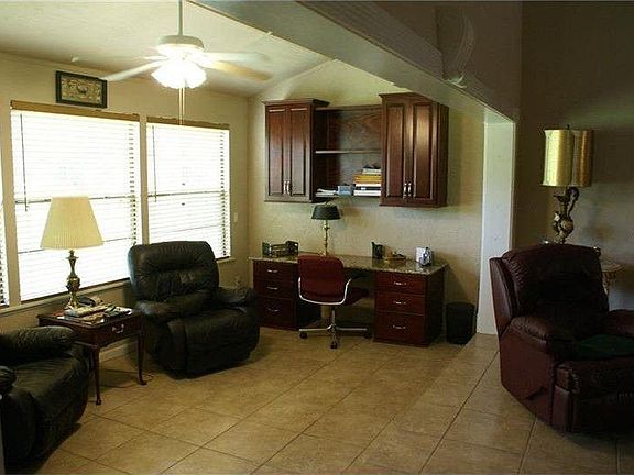 5th image of 518 Goodridge Ln