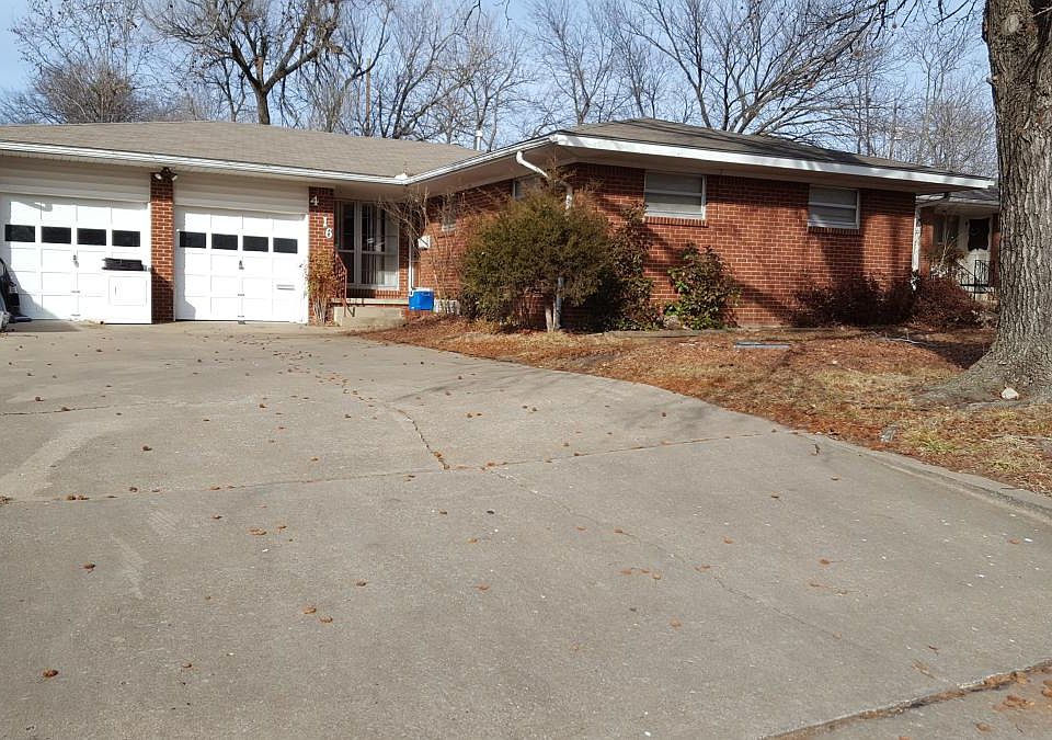 Lg Driveway for 6 cars